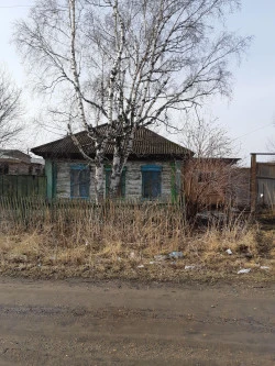 Продается  нежилое здание, площадью 52,5 кв. м  и  земельный участок, площадью 709 кв. м, Красноярский край, г. Енисейск, ул. Крупской, дом 7